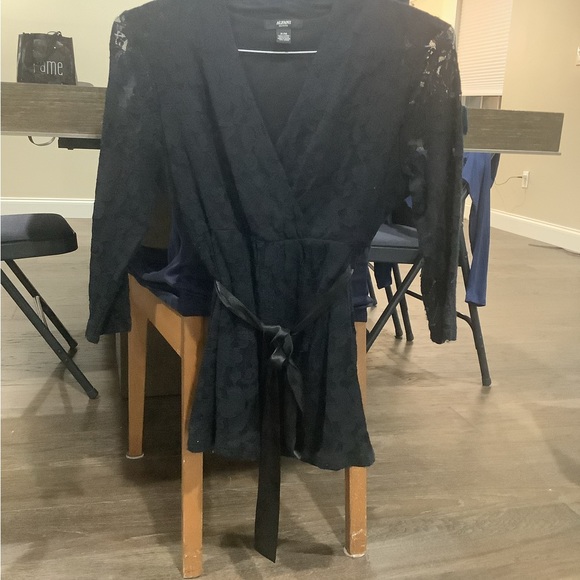 Alfani Womens mini black lace shirt🤩 - Picture 2 of 10